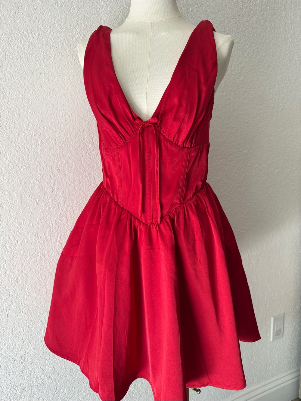 Francesca's Collections Red Plunge Tie-Front Mini Dress